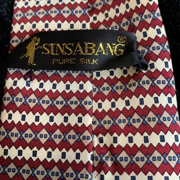 Sinsabang Pure Silk Tie in Cream, Blue and Red - Picture 2 of 8